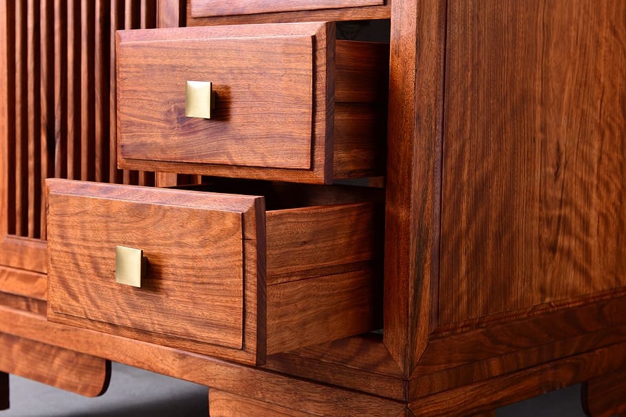 Can You Use Teak Oil on Redwood featured photo