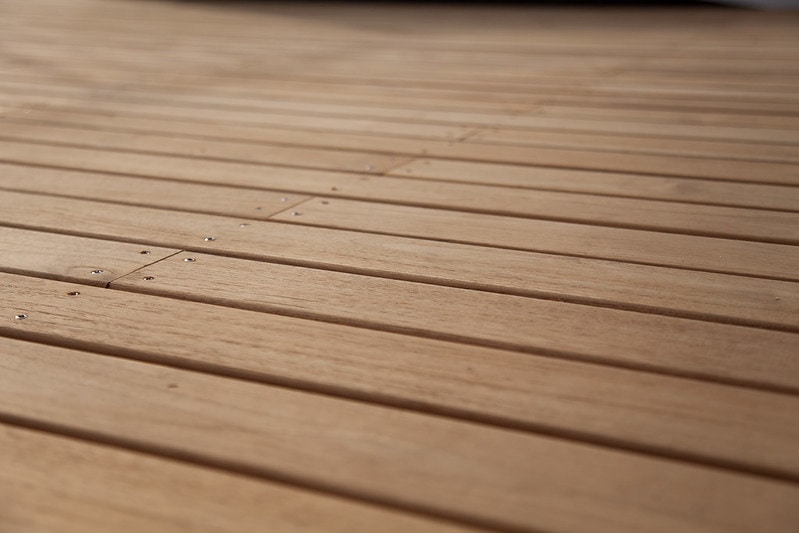 A Buyers Guide On How To Identify Teak Wood? 2024